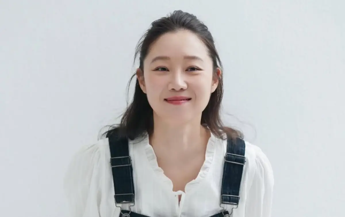 Gong Hyo-jin